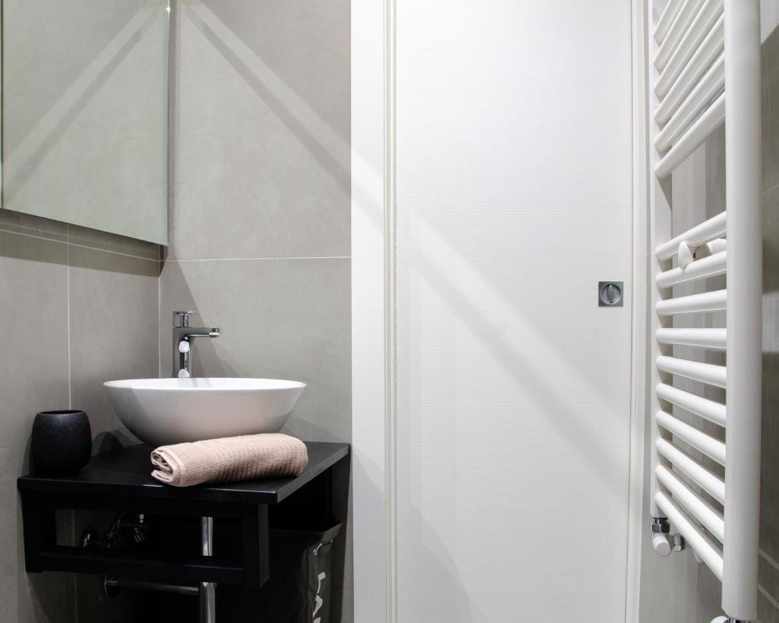 Alma Dos Apartment Turin Ngoại thất bức ảnh